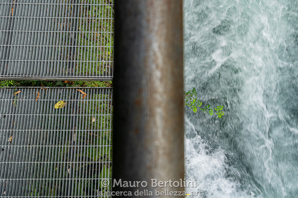Fiumelatte, contrasti
Varenna, Lecco, Italia

Sony A7 III + Canon EF 16-35mm f/4L IS USM
Lee Filters Little Stopper (6 stops) + Lee Filters Polarizzatore

Codice: 20.SA.2495