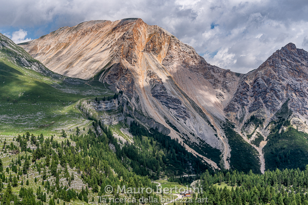 Piz de Sant Antone

Marebbe, Bolzano, Italia
Sony A7 III + Canon EF 24-70mm f/4L IS USM

Codice: 19.SA.0855