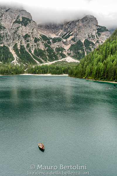Lago di Braies
Braies, Bolzano, Italia
Sony A7 III + Canon EF 24-70mm f/4L IS USM
Codice: 19.SA.0907