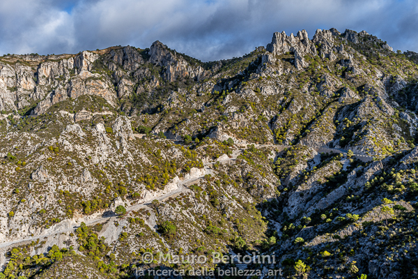 La sierra e la macchia mediterranea
Sierras del Parque Natural de Tejeda, Granada, Spagna

Sony A7 III + Canon EF 24-70mm f/4L IS USM

Codice: 19.SA.1393