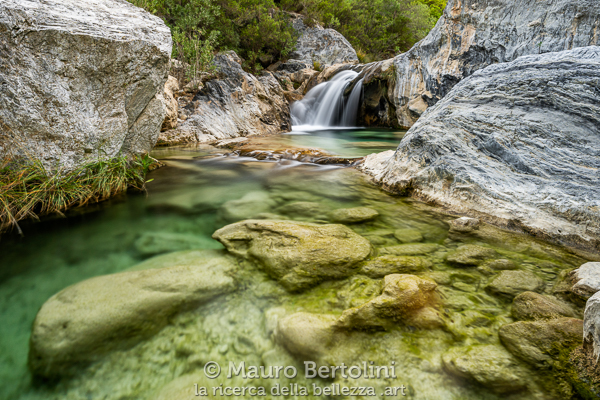 Cascata del Río Verde con effetto seta
Sierras del Parque Natural de Tejeda, Granada, Spagna

Sony A7 III + Canon EF 16-35mm f/4L IS USM
Lee Filters Little Stopper (6 stops) + Lee Filters Polarizzatore

Codice: 19.SA.1457