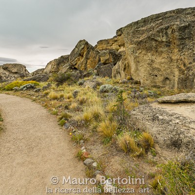 Sentiero che porta alle pitture rupestri di Punta Walichu El Calafate, Santa Cruz, Argentina Sony A7 III + Canon EF 16-35mm f/4L IS USM Codice: 23.SA.8158